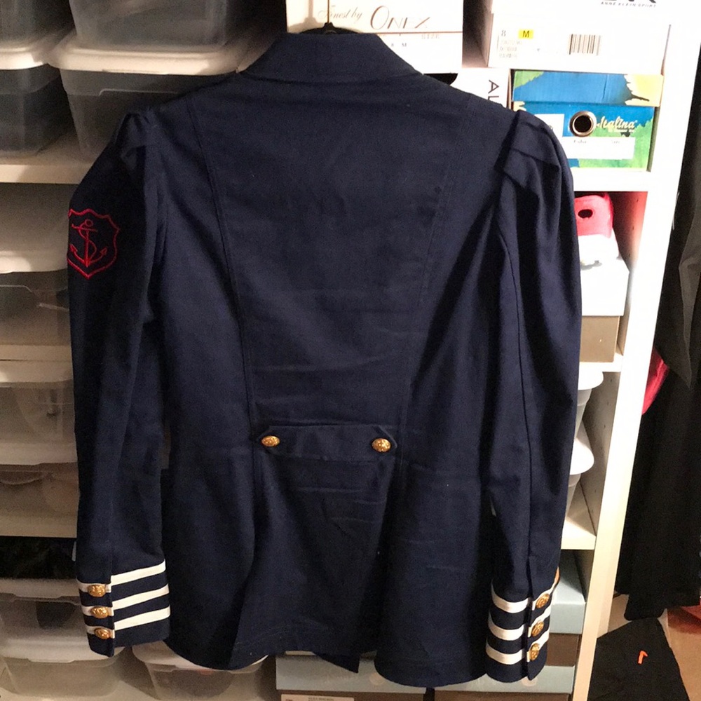 ⭐️ Tailored Jean Jacket ⭐️ - Picture 5 of 6
